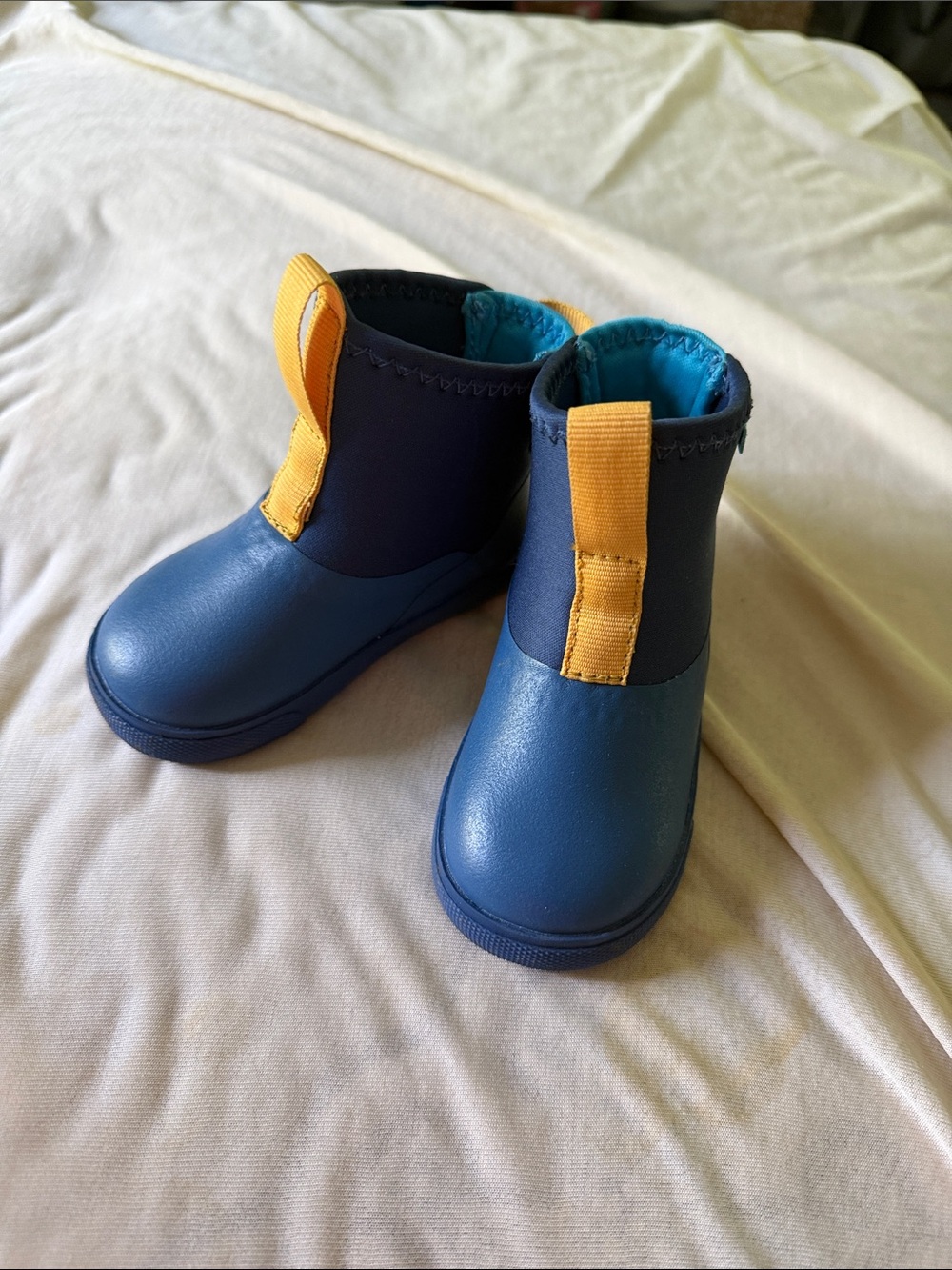 See Kai Run Blue Pull-On Toddler “ Ame ”Rain Boots